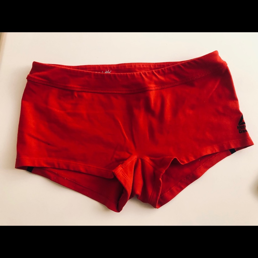 Reebok crossfit chase booty short.
